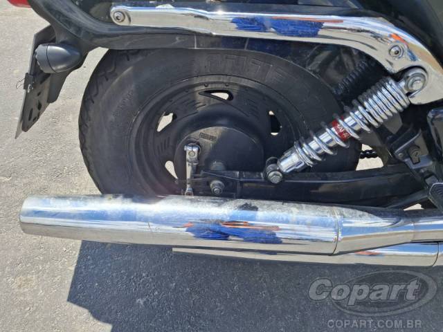 2005 SUZUKI MARAUDER 