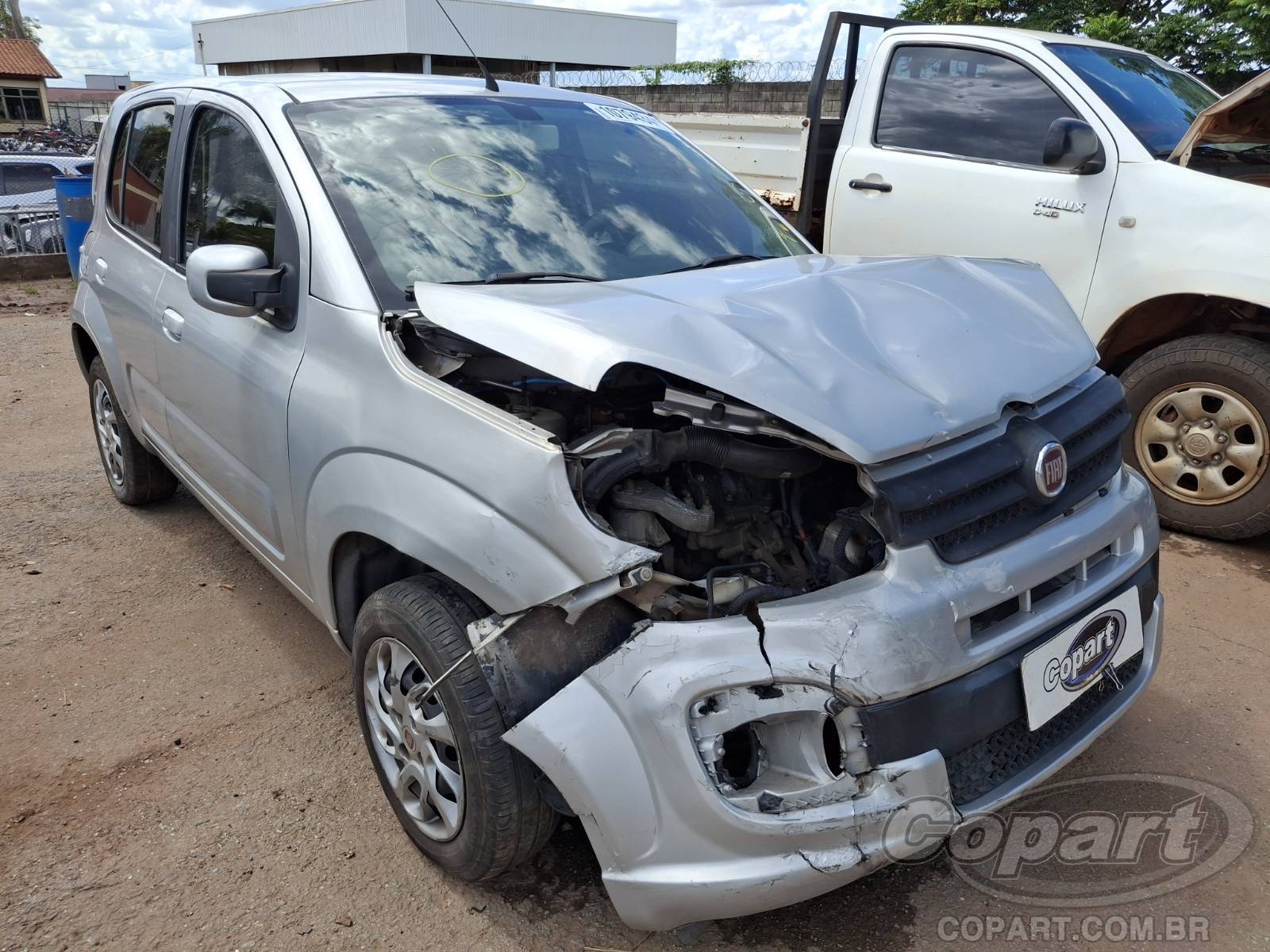Veículo Fiat Uno Fiat Uno Attractive 1.0 Firefly 2017 2017 em leilão