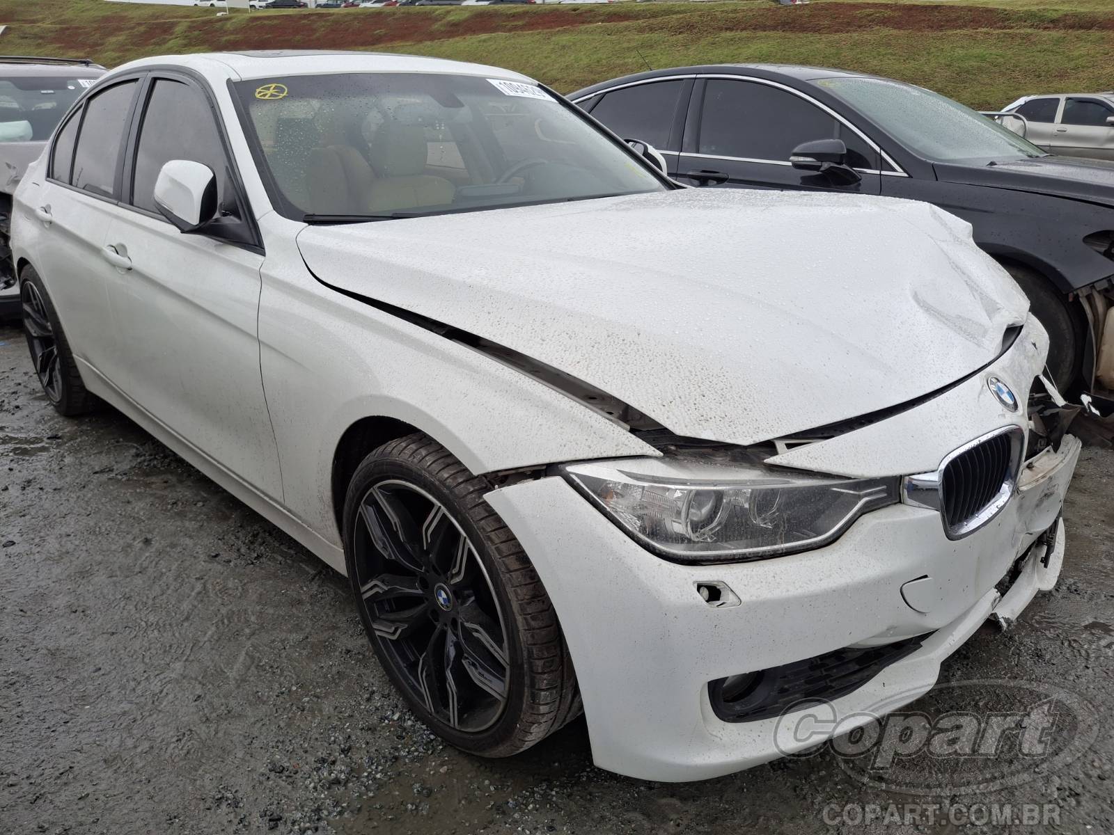 Veículo BMW Série 3 BMW Serie 3 2013 2.0 16V Twin Turbo 2013 em leilão