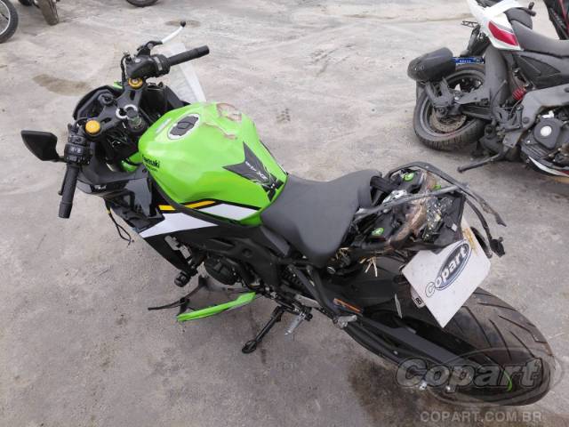 2026 KAWASAKI NINJA ZX-4R 