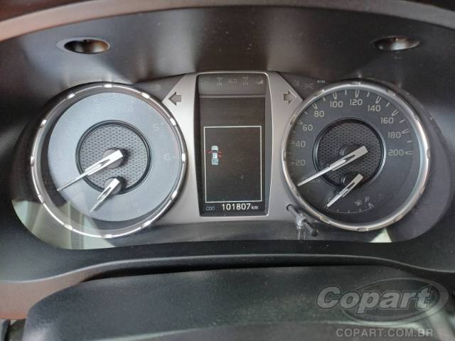 2021 TOYOTA HILUX CD 