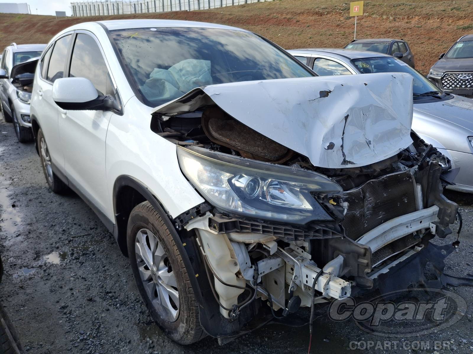 Veículo Honda CR-V 2014 HONDA CR-V LX 2.0 16V i-VTEC SUV Pequenos 2014 em leilão