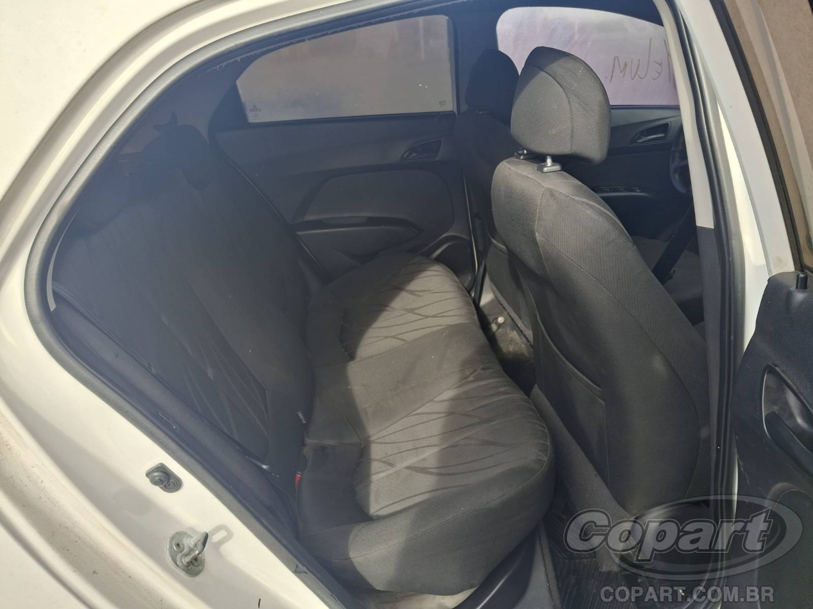 2014 HYUNDAI HB20 — foto 6 de 10