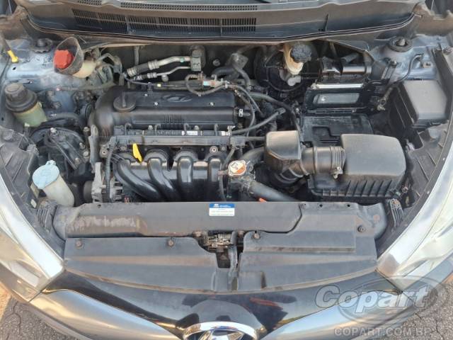 2015 HYUNDAI HB20S 