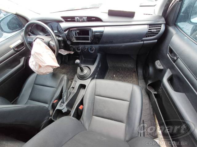 2023 TOYOTA HILUX CS 