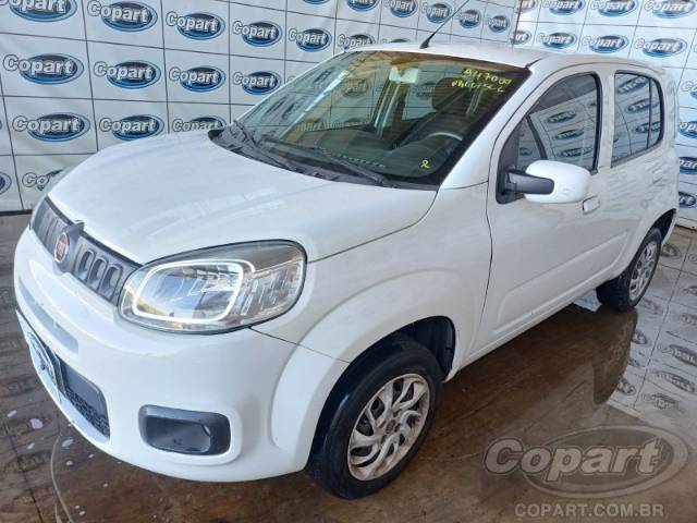 2016 FIAT UNO 