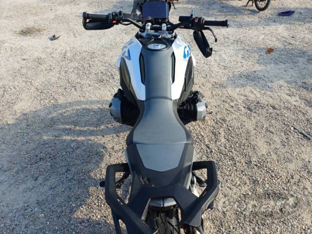 2025 BMW R 1300 