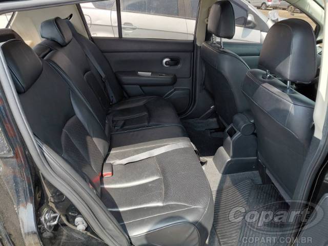 2013 NISSAN TIIDA 