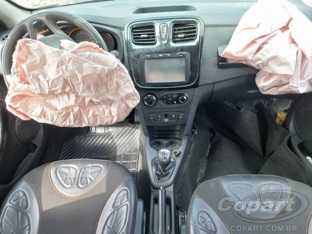 2015 RENAULT SANDERO 