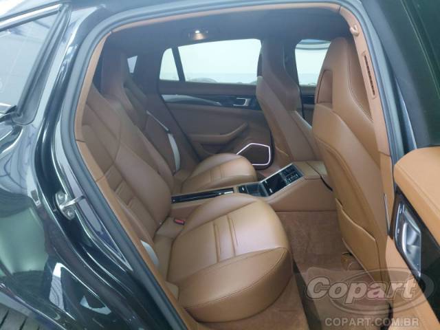 2023 PORSCHE PANAMERA 