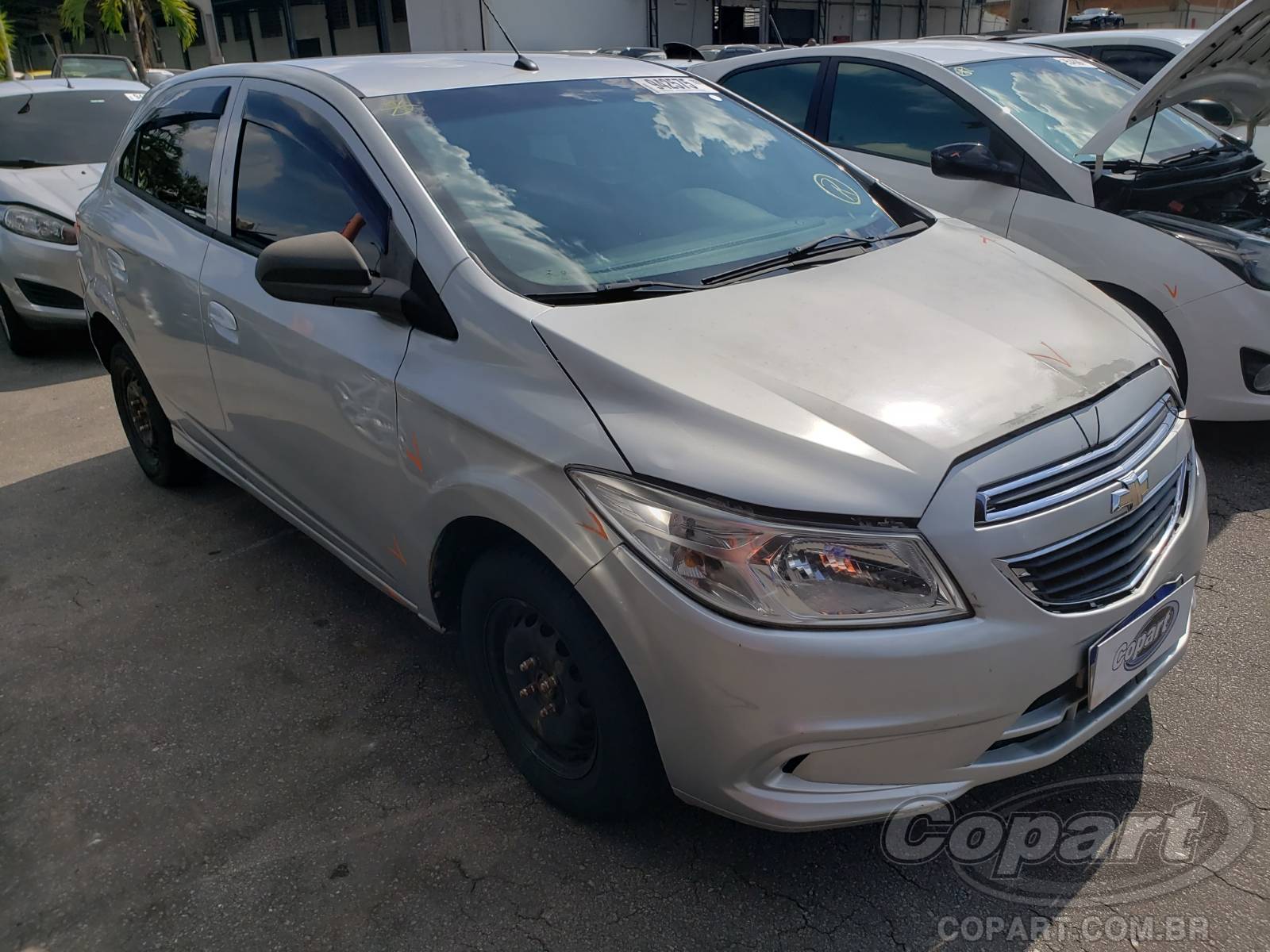 Veículo GM - Chevrolet Onix Chevrolet Onix LT 1.0 SPE 2016 com motor com avaria 2016 em leilão