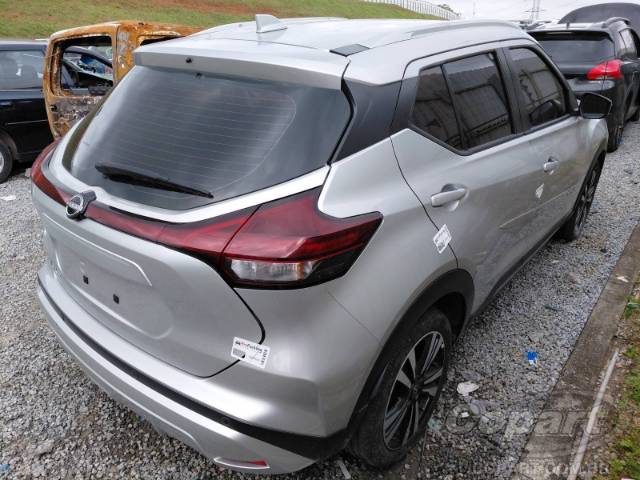 2024 NISSAN KICKS 