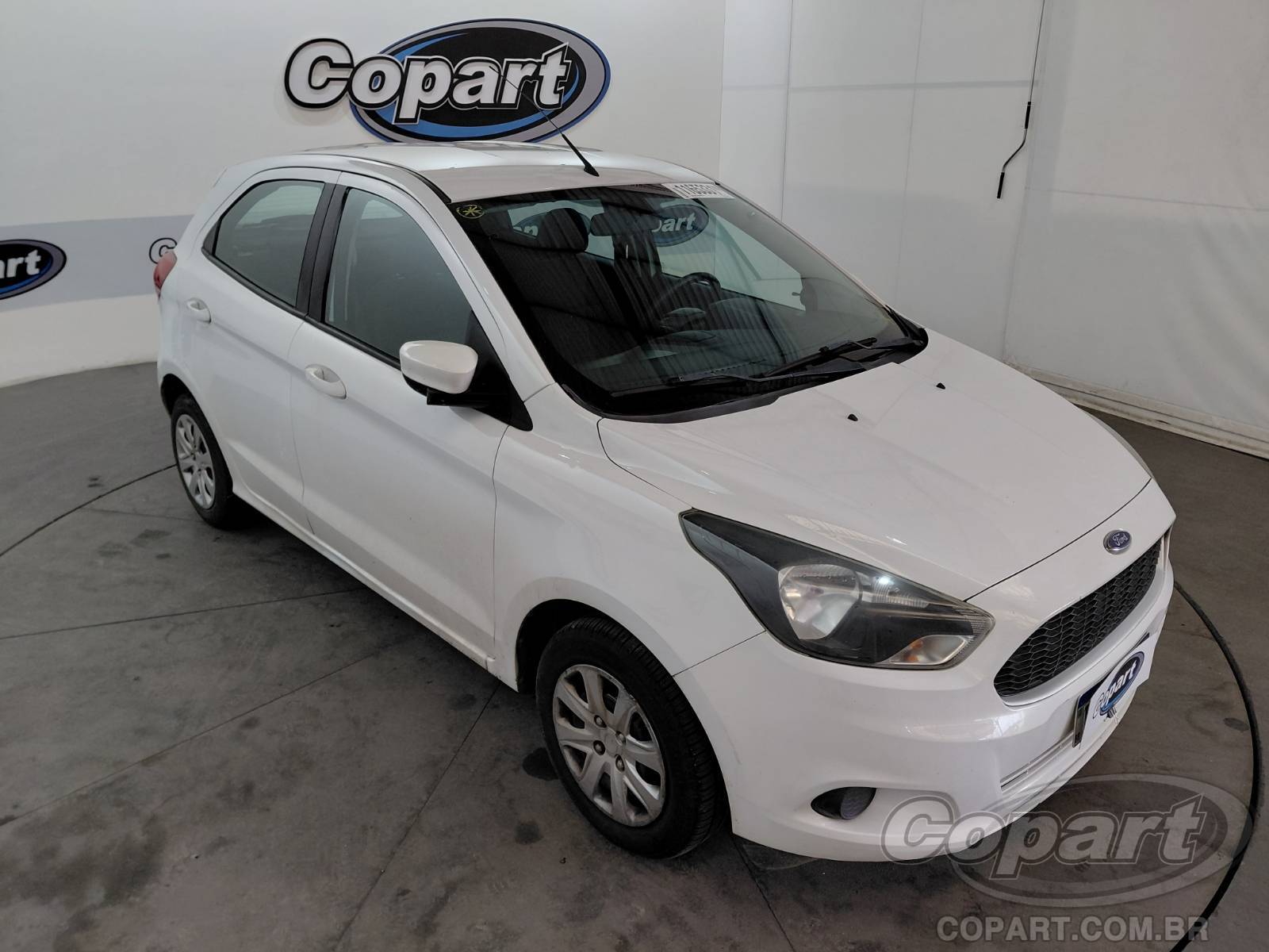 Ford KA 2015 em leilão
