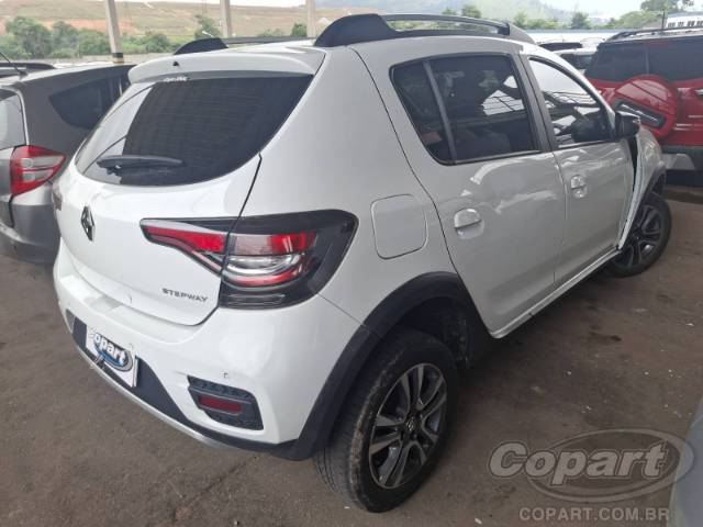 2024 RENAULT SANDERO 