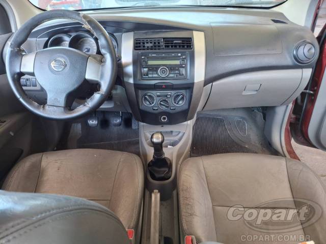 2010 NISSAN LIVINA 