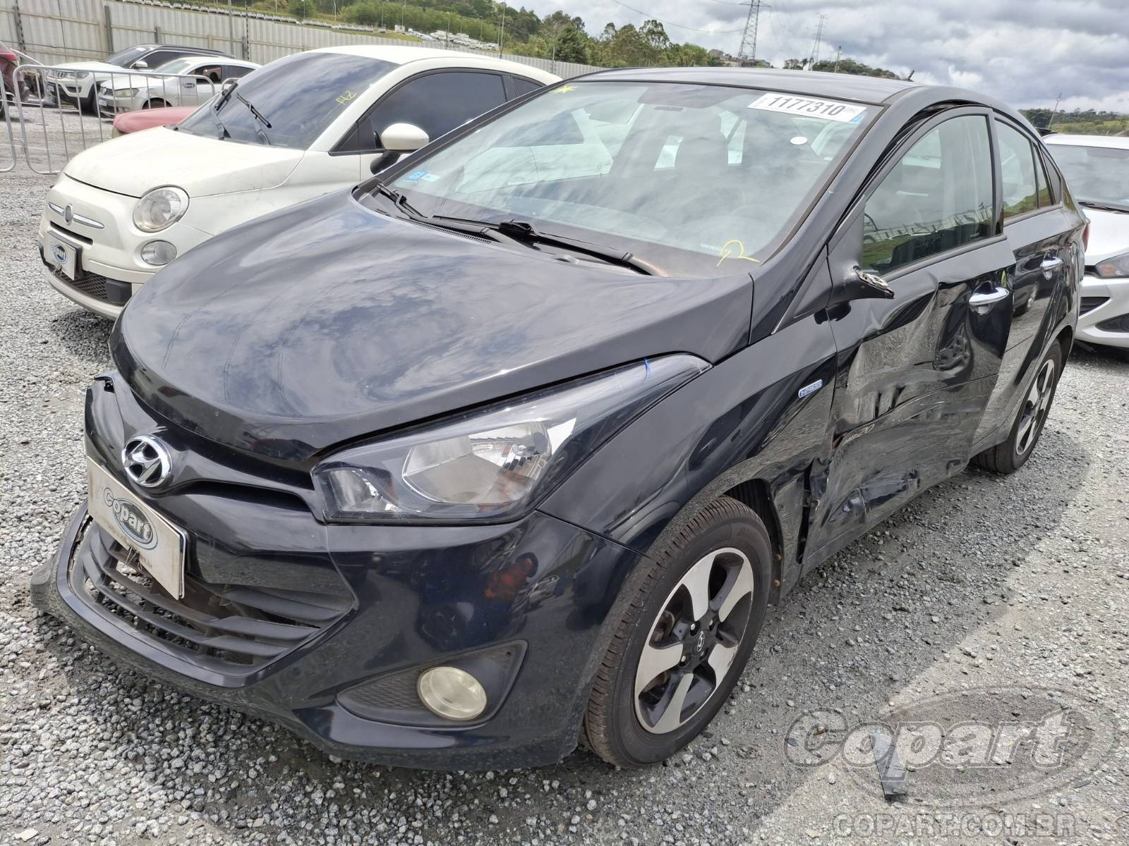 Foto 2: 2015 HYUNDAI HB20S
