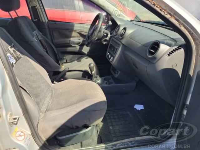 2014 VOLKSWAGEN VOYAGE 