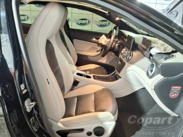 2015 MERCEDES BENZ GLA 