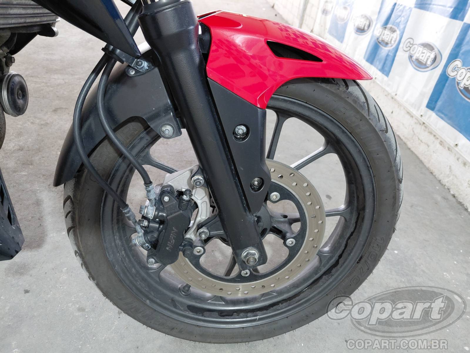 Foto 8 de 10: 2023 HONDA CB 300F