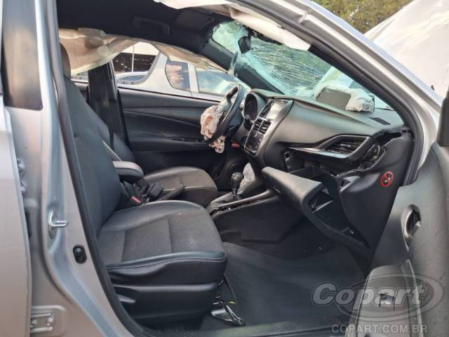 2024 TOYOTA YARIS 