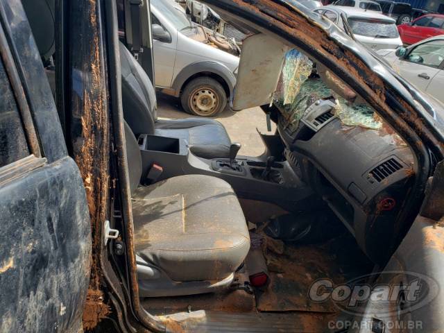 2015 TOYOTA HILUX CD 