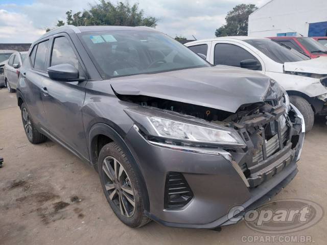 2025 NISSAN Kicks Play 