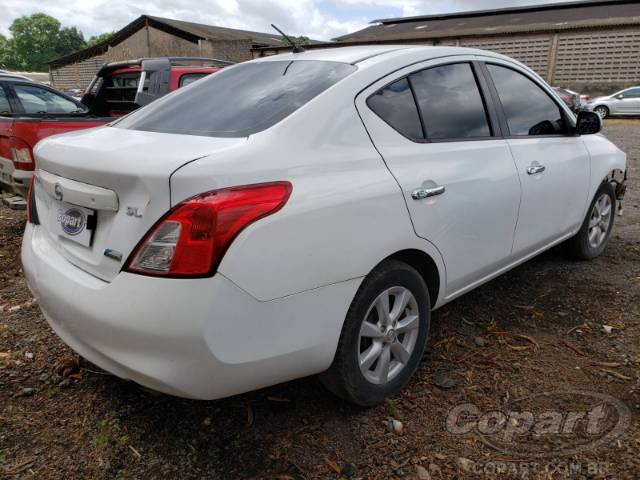 2013 NISSAN VERSA 