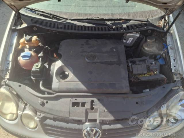2006 VOLKSWAGEN POLO SEDAN 