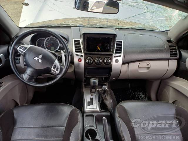 2015 MITSUBISHI PAJERO DAKAR 