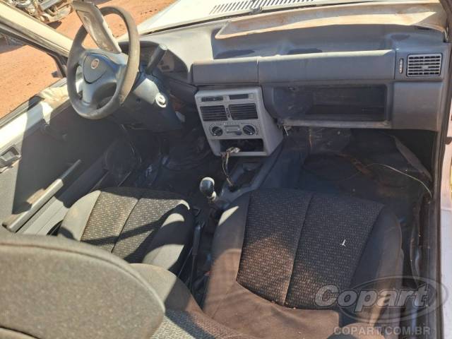 2013 FIAT UNO 