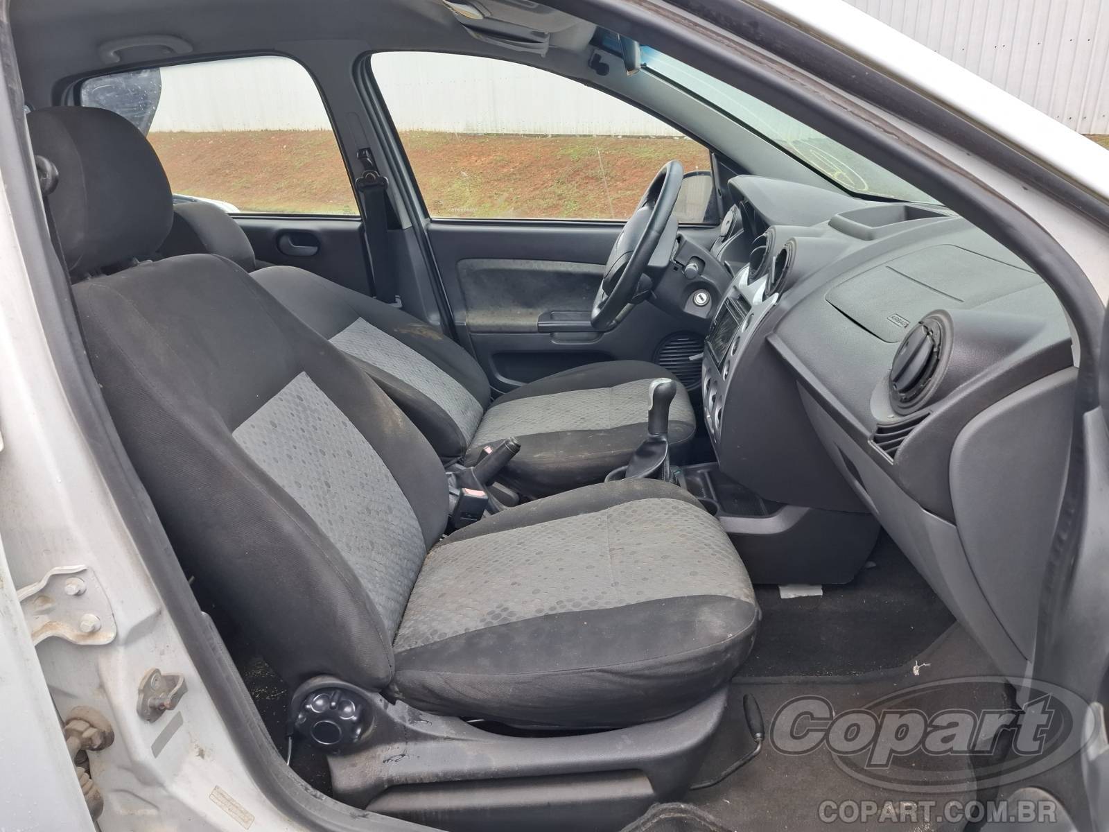 Foto 5: 2014 FORD FIESTA