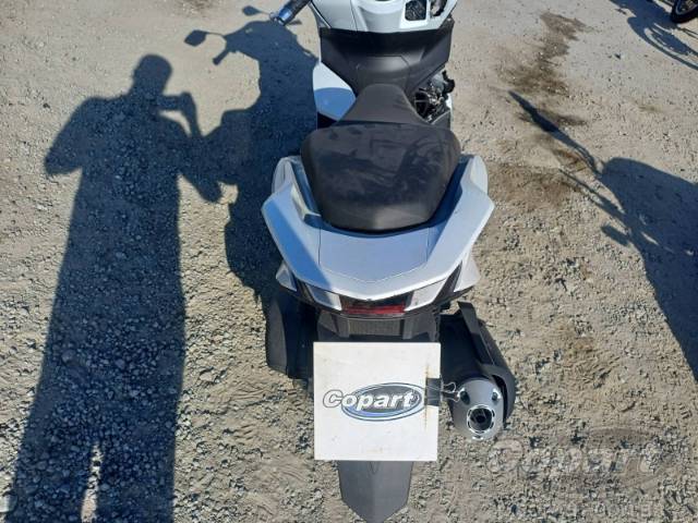 2025 HONDA PCX 