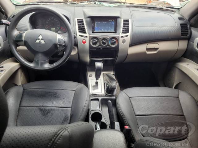 2013 MITSUBISHI PAJERO DAKAR 