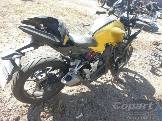 2024 HONDA CB 300F 