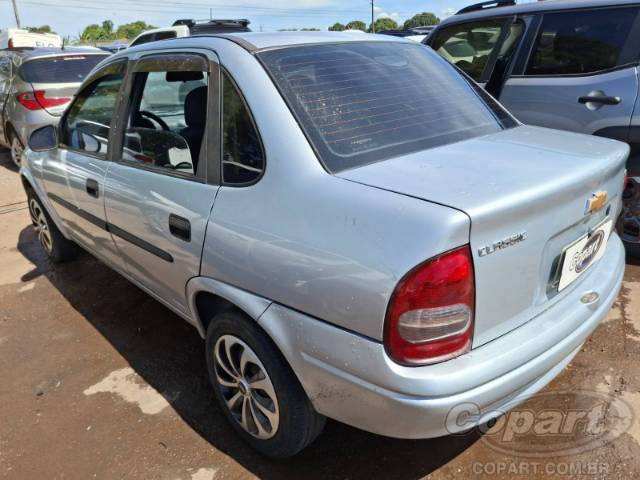 2010 CHEVROLET CLASSIC 