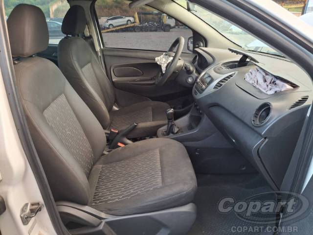 2021 FORD KA SEDAN 