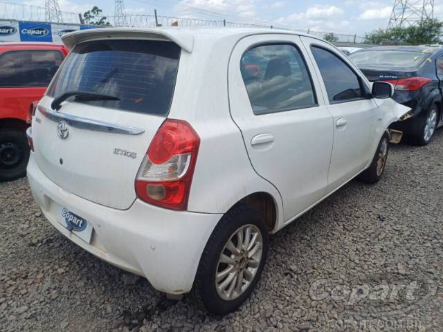 2013 TOYOTA ETIOS 