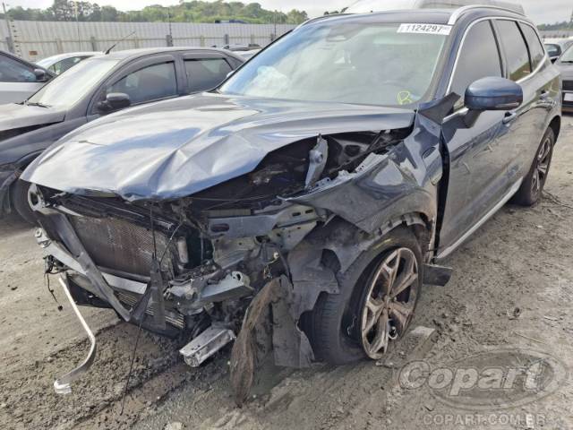 2022 VOLVO XC60 