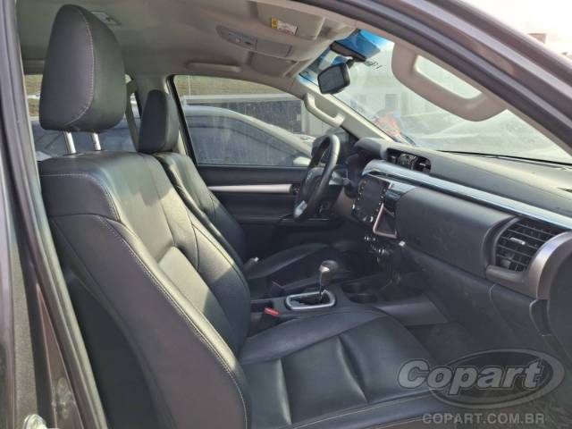 2021 TOYOTA HILUX CD 