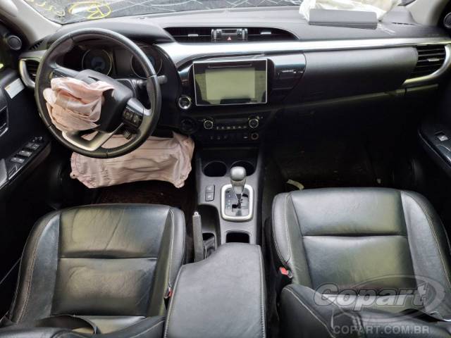 2017 TOYOTA HILUX CD 