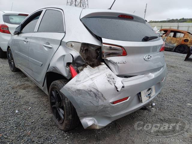 2014 HYUNDAI HB20 