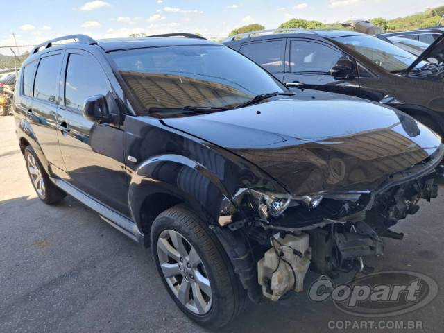 2011 MITSUBISHI OUTLANDER 
