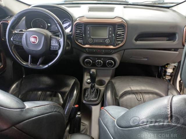 2017 FIAT TORO 