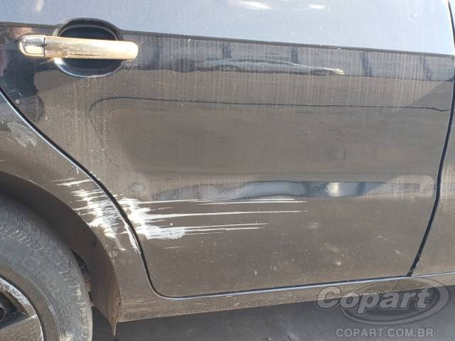 2011 VOLKSWAGEN GOL 