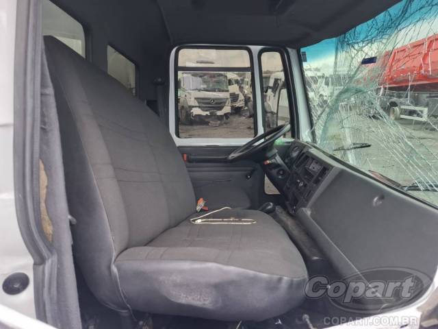 2005 FORD CARGO 815 