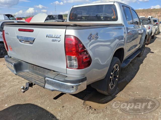 2022 TOYOTA HILUX CD 