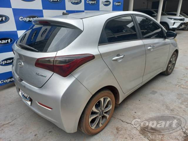 2015 HYUNDAI HB20 