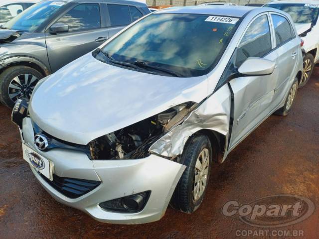 2014 HYUNDAI HB20 