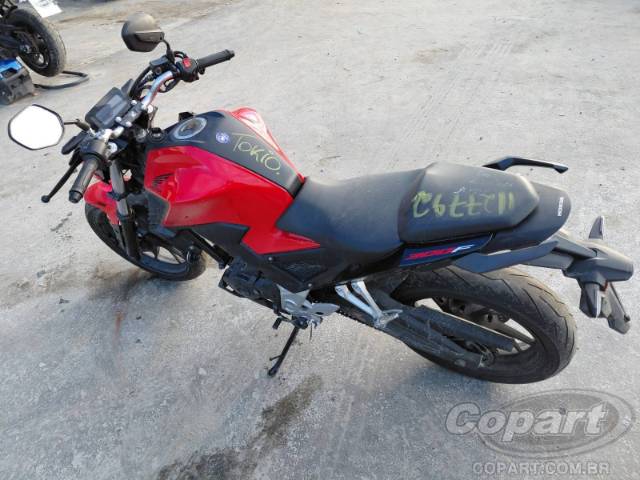 2024 HONDA CB 300F 