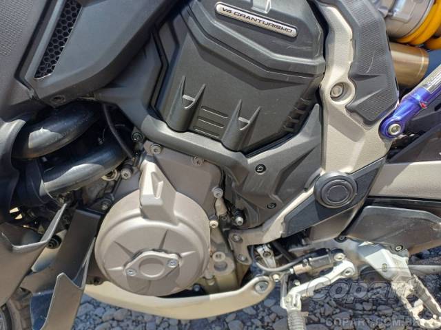 2022 DUCATI MULTISTRADA 